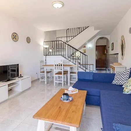 Tropicana Townhouse, 2 Bedroom Next To The Pool Nerja Exterior photo